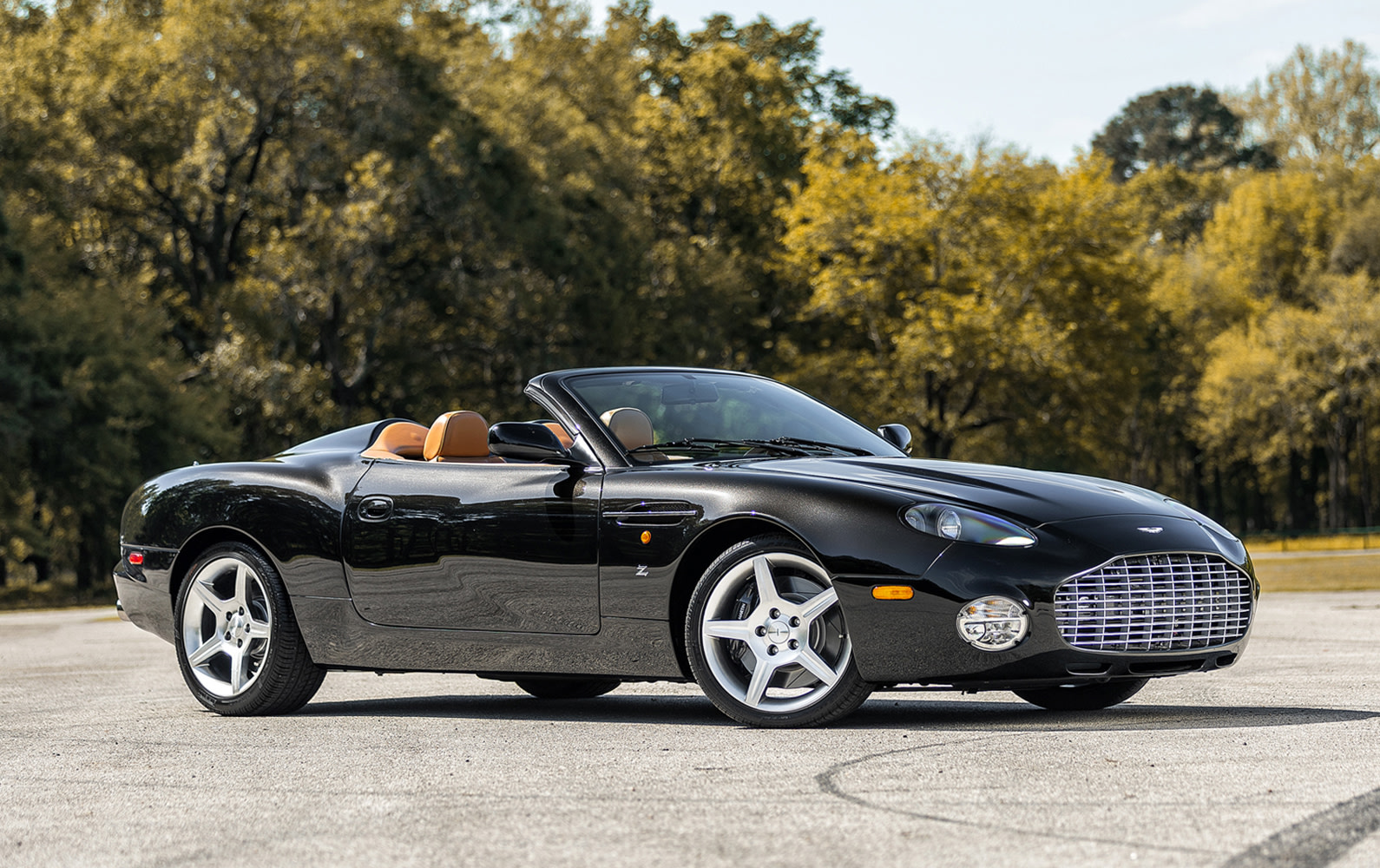 Aston martin db ar1